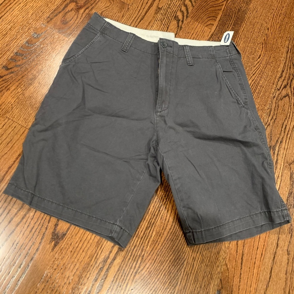 NWT! Old Navy Lived-In Straight Dark Grey Shorts - Picture 2 of 8